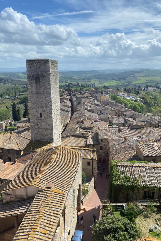 Florence: San Gimignano & Siena Tasting Experience - Three wines and a light Tuscan lunch