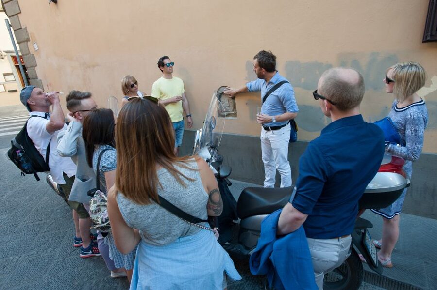 Florence: Sunset Wine and Food Tour - Who should book this Florence food tour?