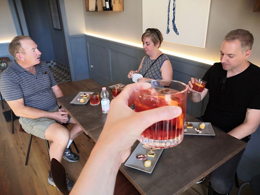 Florence: Sunset Wine and Food Tour - Why the guide makes or breaks the evening