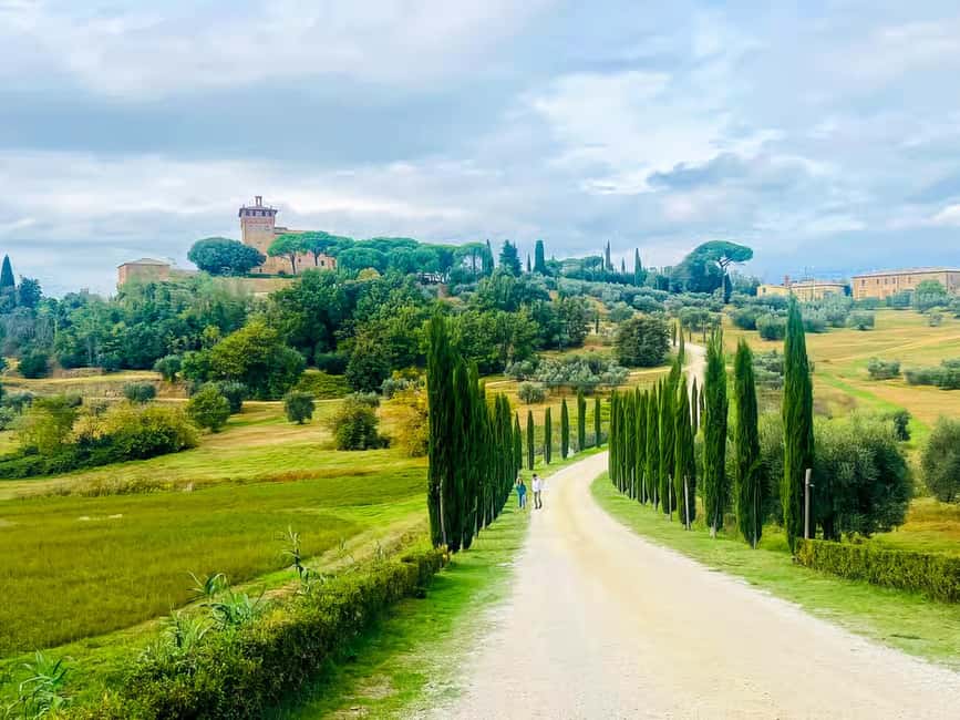 Florence: Val d’Orcia Wine Tasting & Lunch Small Group Tour - Pienza, cheese shops and a practical lunch break