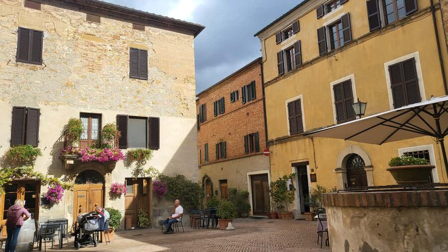 Florence: Val d’Orcia Wine Tasting & Lunch Small Group Tour - What the $111 price really covers