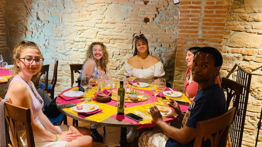 Florence: Wine Tasting and Paring Class Guided Tour - Timing, access, and practical details