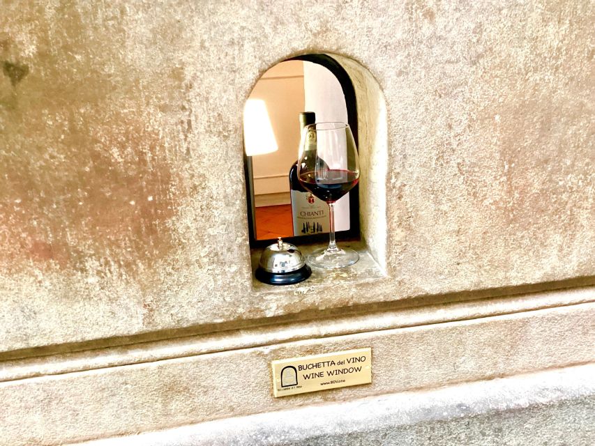 Florence: Wine Windows Walk with Wine Tasting and Appetizers - The one operating wine window