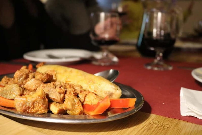 Food Tour: Portuguese wine & Tapas with Ginjinha Tasting - Meeting your guide at Praça Luís de Camões