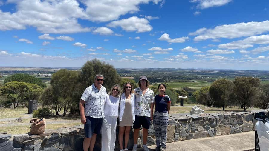 From Adelaide: Barossa Valley Food and Wine Tour - Lunch at Monkey Nut Cafe