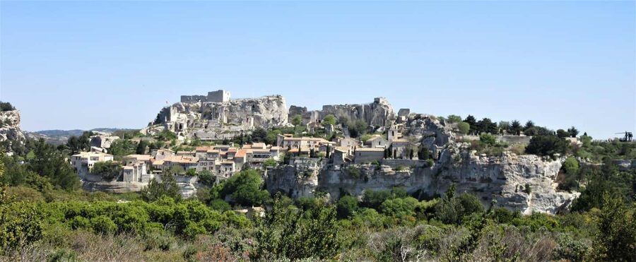 From Aix-en-Provence: Provence Region Tour with Wine Tasting - Leaving Aix for Les Baux-de-Provence