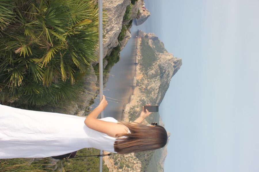 From Alcudia: Sunset Formentor Tour with Cava - Who will get the most from this outing