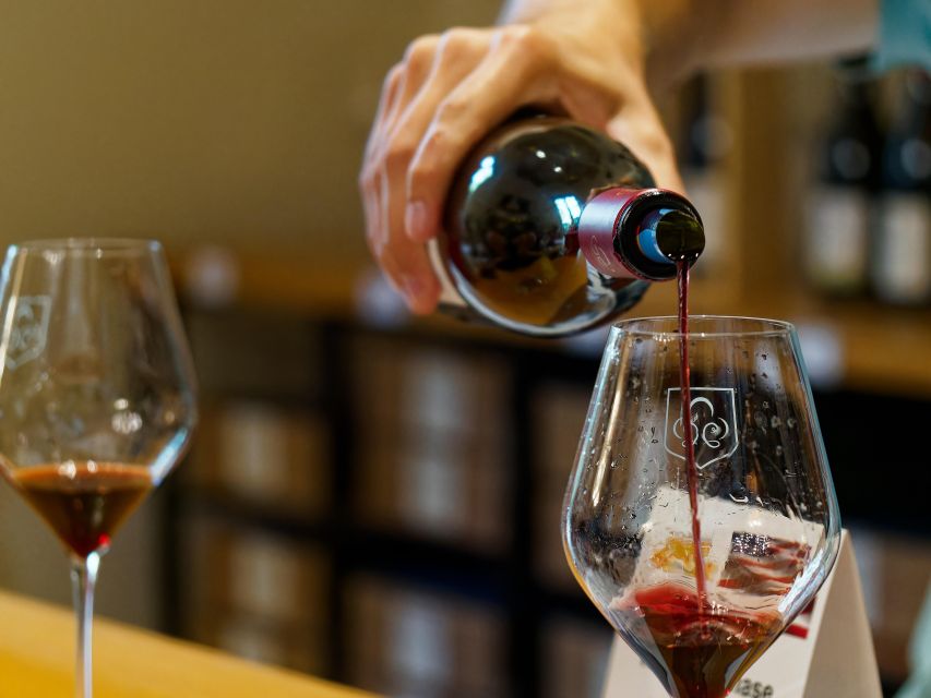 From Avignon: Châteauneuf du Pape Half-Day Wine Tour - First tasting: an introduction to the appellation