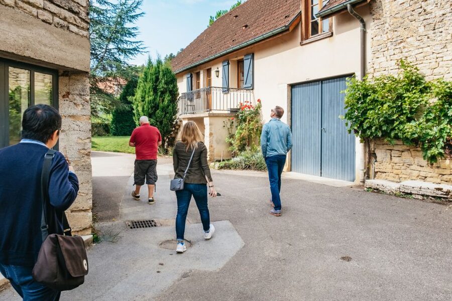 From Beaune: Burgundy Day Trip with 14 Wine Tastings - What the $294 price really covers
