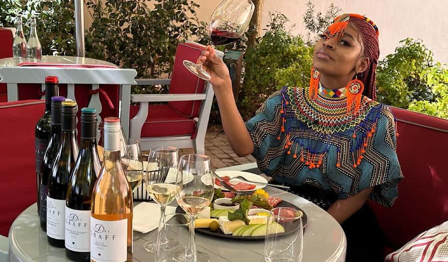 From Cape Town: Stellenbosch & Franschhoek Wine Tasting Tour - Delaire Graff and Tokara: grand views and polished tastings