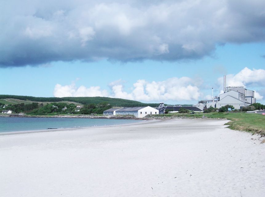 From Edinburgh: Islay and The Whisky Coast 4-Day Tour - Islay’s southern distilleries and the strongest whisky day