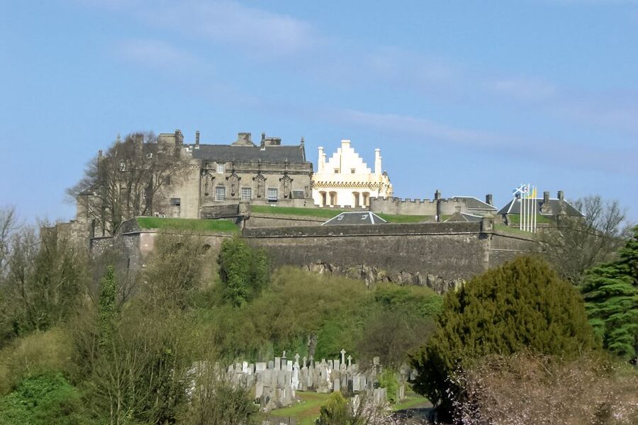 From Edinburgh: Stirling Castle, Loch Lomond & Whisky Tour - The Kelpies on the way home