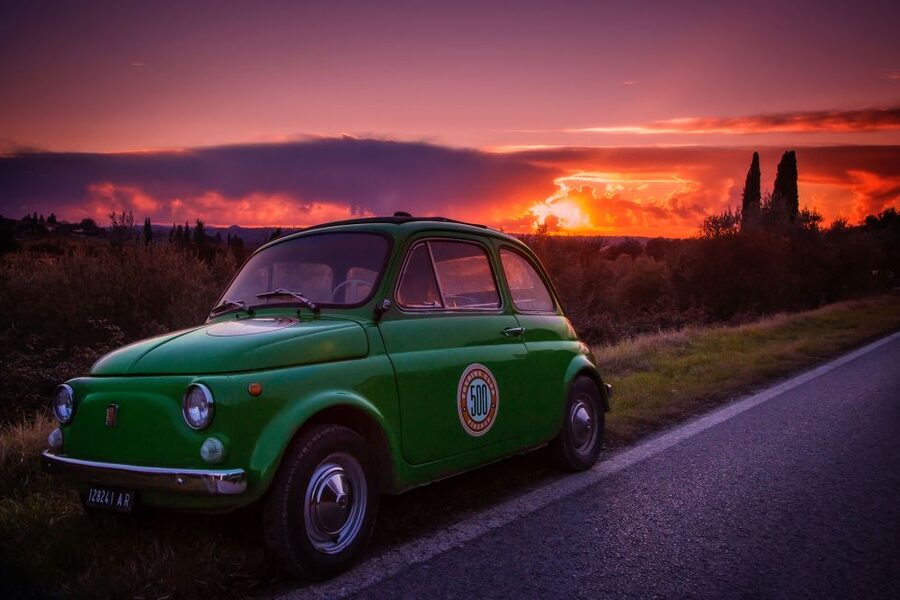 From Florence: Sunset Wine Tasting Tour in Vintage Car - The guides make a real difference