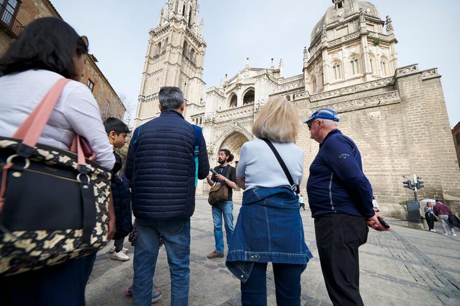 From Madrid: Toledo Tour with Wine Tasting and 3 Monuments - Walking, crowds, and the shape of the day