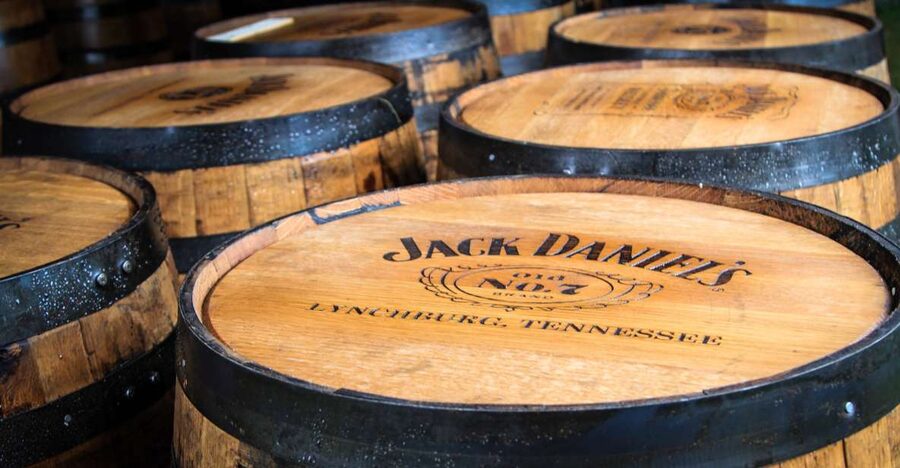 From Nashville: Lynchburg Jack Daniel's Distillery Tour - The 90-minute ride through Tennessee