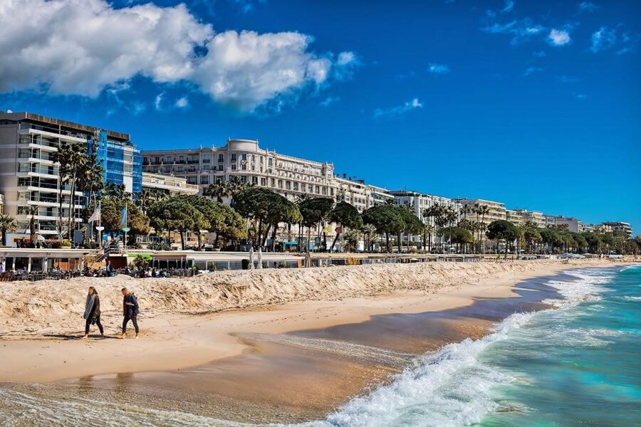 From Nice: Cannes, Saint Paul de Vence and Wine Tasting - Who will enjoy this tour most?