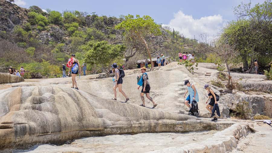 From Oaxaca de Juarez: Hierve el Agua and Mezcal Distillery - Walking, swimming, and lunch at Hierve el Agua