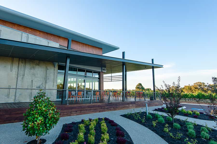 From Perth: Swan Valley Cruise, Winery, Cheese & Lunch - Why this Perth wine cruise works so well