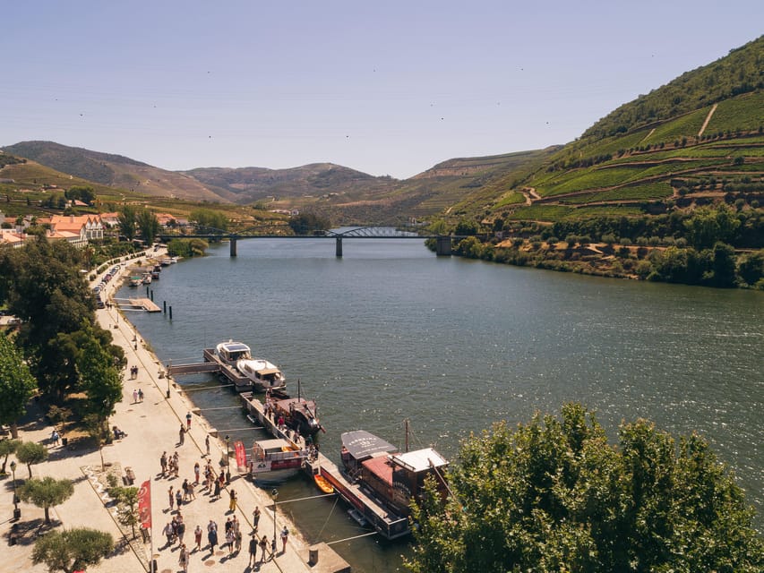 From Pinhão: Douro Valley Rabelo Boat Tour with Port Wine - How to get the most from the audio guide