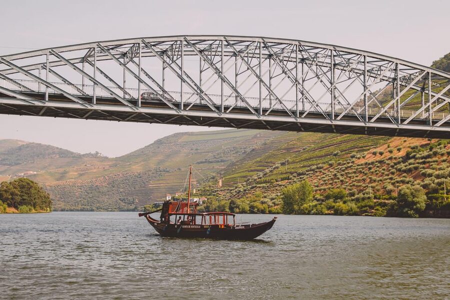 From Pinhão: Douro Valley Rabelo Boat Tour with Port Wine - Why the river is the right place to see the Douro