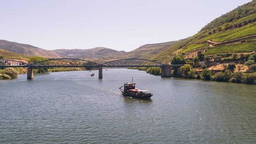 From Pinhão: Douro Valley Rabelo Boat Tour with Port Wine - Returning past Merouço and Carvalhas