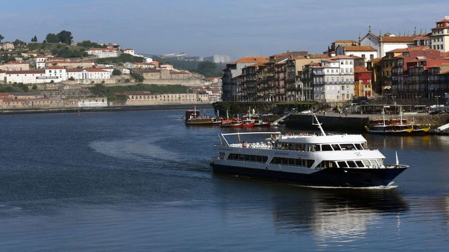 From Porto: Douro River Cruise, Winery Visit & Lunch - Lunch arrives while the Douro keeps moving