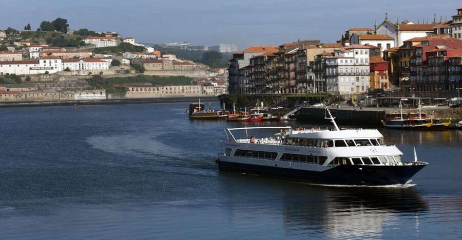 From Porto: Douro River Cruise, Winery Visit & Lunch - Two dams shape the river cruise