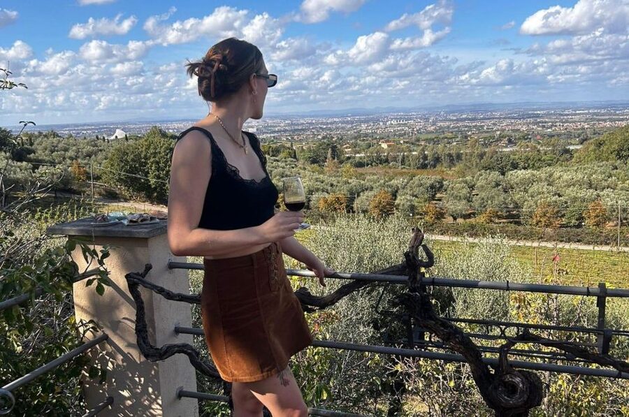 From Rome: Half-Day Frascati Wine Tour with Farmhouse Lunch - Three wines, EVO oil, and a serious lunch