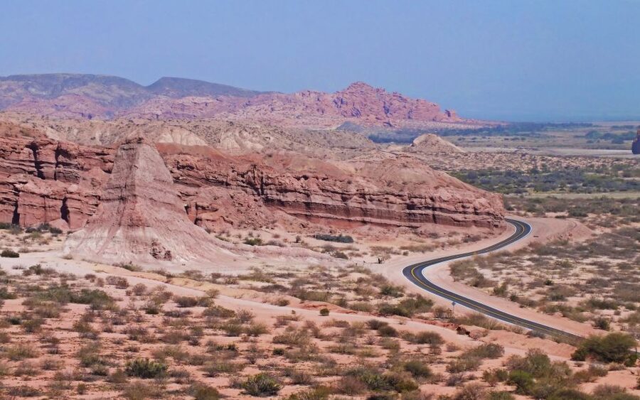 From Salta: Full-Day Tour to Cafayate with Wine Tasting - Guides, group size, and the bilingual experience