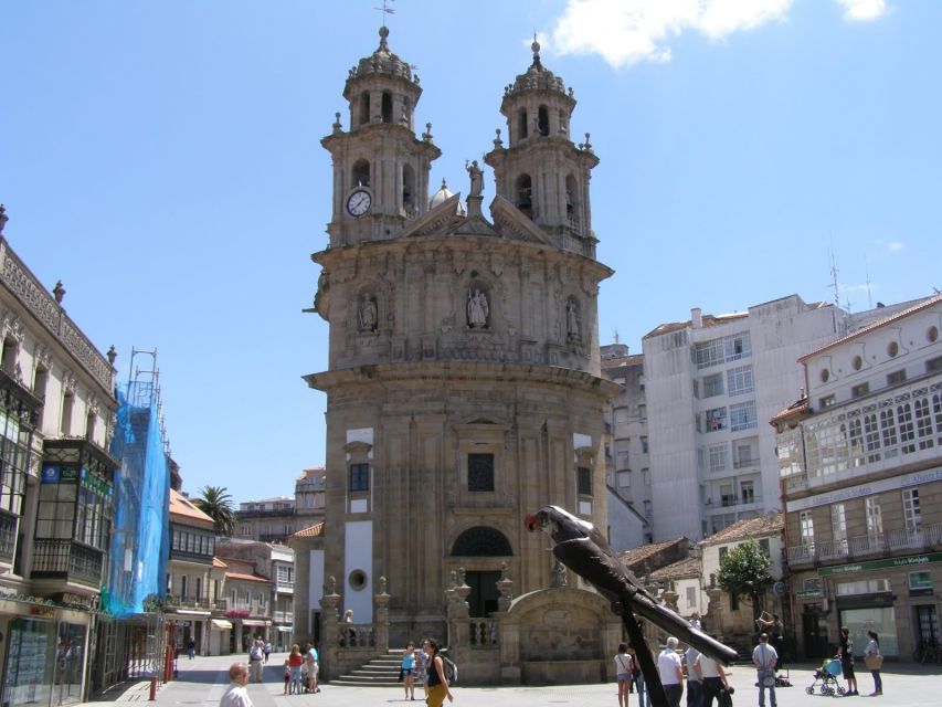 From Santiago: Tour to Rias Baixas with Boat Trip and Winery - How the transport and timing feel