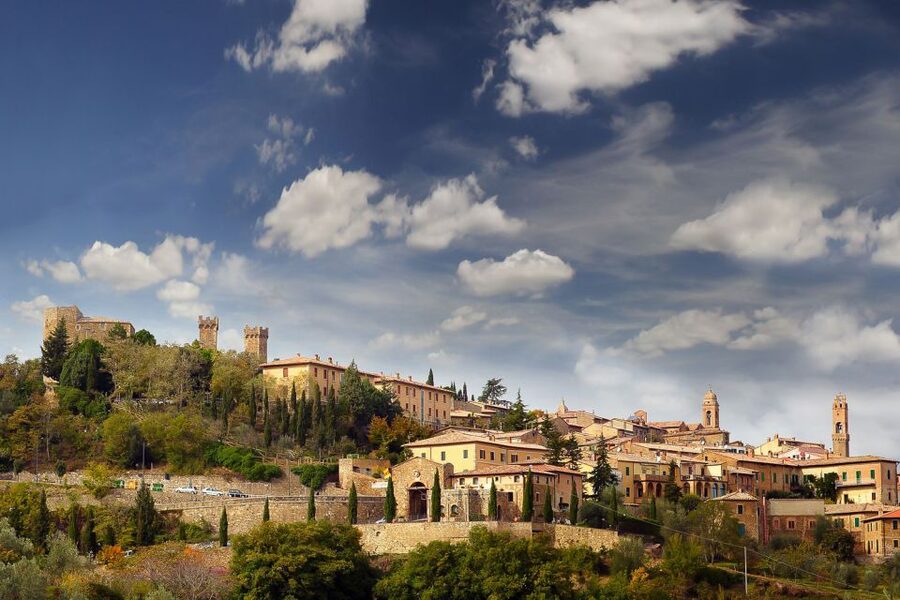 From Siena: Brunello di Montalcino Guided Wine Tour W/ Lunch - A family winery lunch worth planning around