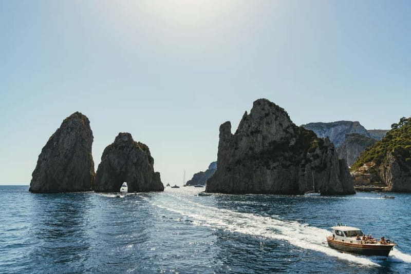 From Sorrento: Capri Boat Cruise with Swimming and Prosecco - Blue Grotto: beautiful, but dependent on the queue