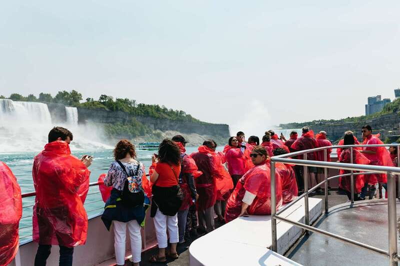 From Toronto: Niagara Falls + Winery, Cruise, & Lunch Option - Why this Toronto to Niagara Falls day trip works