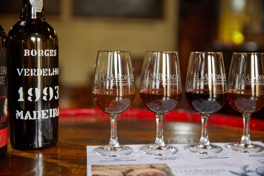 Funchal: H.M. Borges Winery Guided Tour with Wine Tasting - The guides make the difference