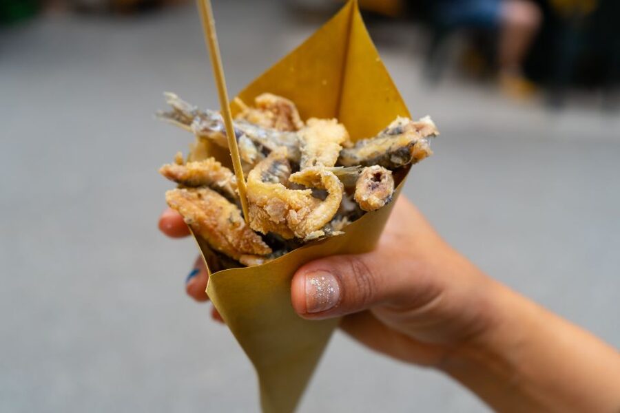 Genoa: The Ultimate Traditional Food and Drinks Tour - The bakery stop for focaccia and savory bites