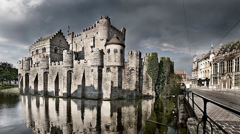 Ghent Walking Tour with Optional Add-ons: Boat & Beer - Town Hall and St. Nicholas’ Church