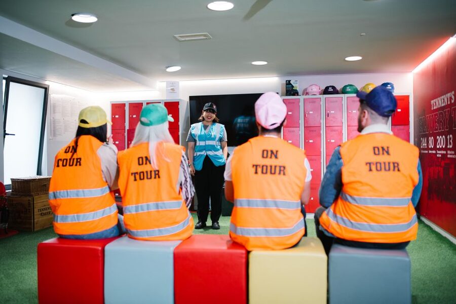 Glasgow: Tennent’s Brewery Guided Tour and Free Pint - What the working plant adds