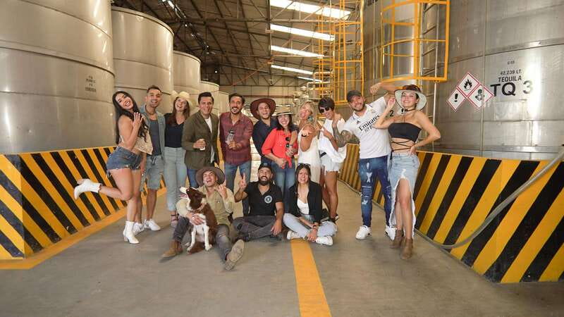 Guadalajara: Premium Tequila Tour with Tastings and Pairings - Who should book this tequila day