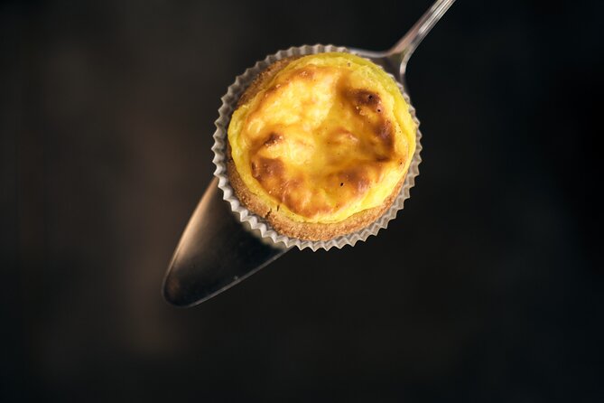 Guided Food Tour with Wine Tasting in Verona - Pandoro or Risini at the finish