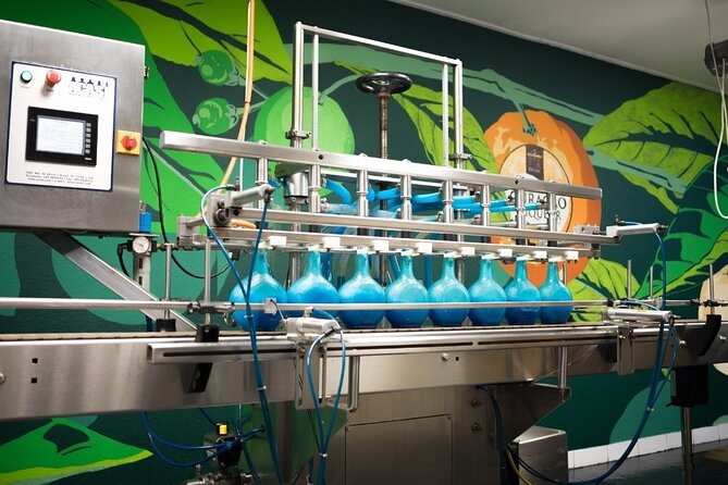 Guided Tour at the Curaçao Liqueur Distillery - Three tastings that make the tour worthwhile