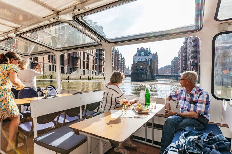Hamburg: Harbor Cruise with Wine and Cheese - Why Hamburg Harbor is worth seeing from the water