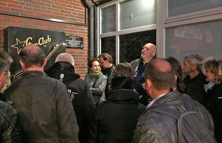 Hamburg: St. Pauli Highlights Guided Tour with Beer for 18+ - The vanished Hamburger Berg and a final drink