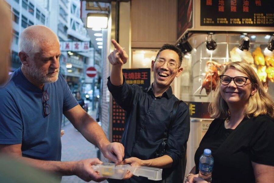 Hong Kong: Street Food Tasting Tour in Old Town Central - Man Mo Temple, a quiet pause between bites