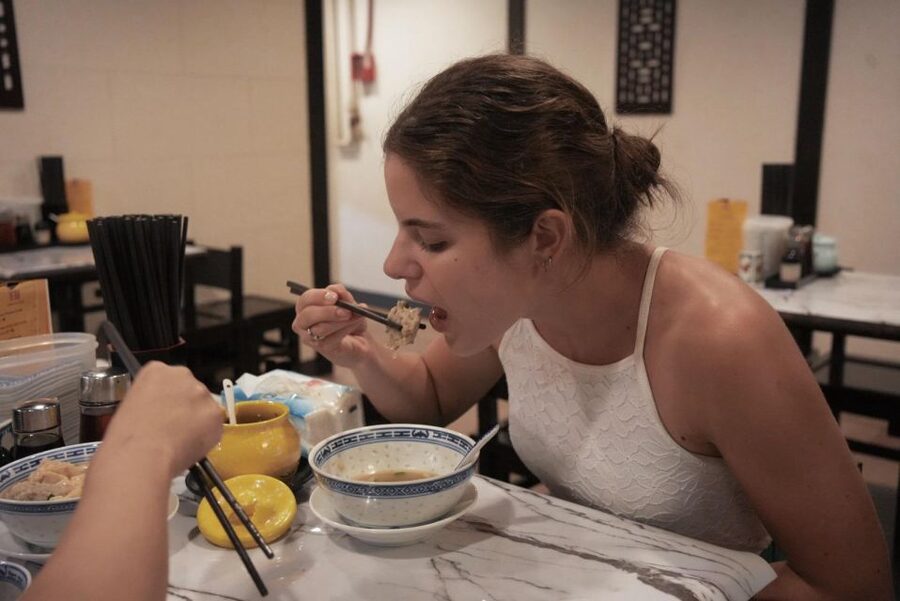 Hong Kong: Street Food Tasting Tour in Old Town Central - Meeting at Sheung Wan MTR Station