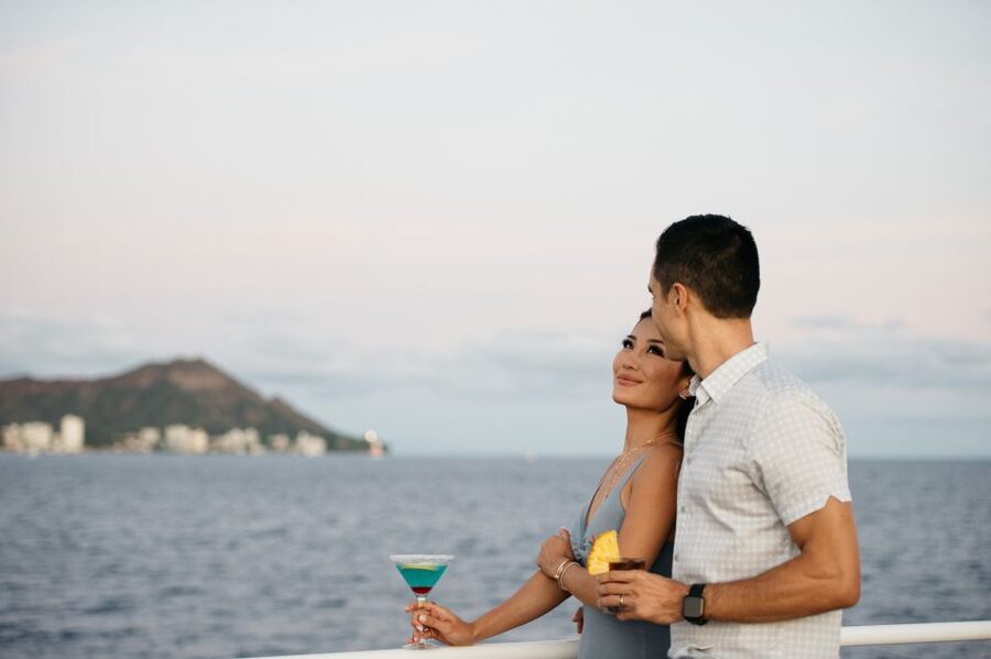 Honolulu: Waikiki Sunset and Cocktail Cruise - Should you book the Honolulu sunset cruise?