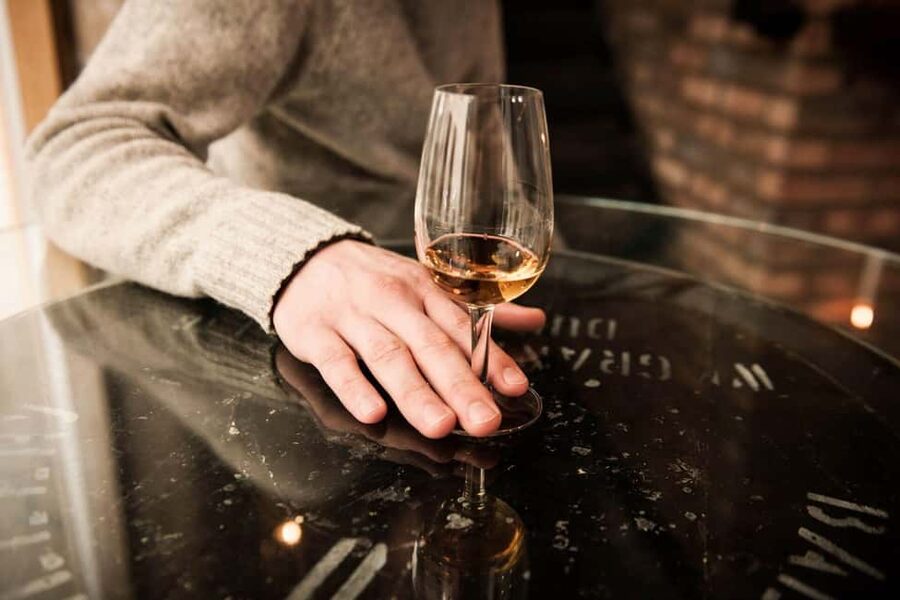 Inverness: Loch Ness, Outlander & Whisky Distillery - Glen Ord whisky: tasting, shopping, and an important extra cost