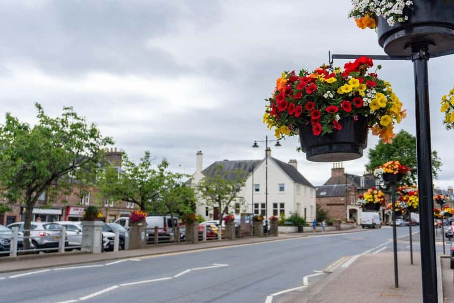 Inverness: Loch Ness, Outlander & Whisky Distillery - Guides make a big difference