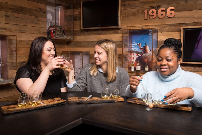 Irish Whiskey Museum: Whiskey Blending Experience - Four pours give you a useful whiskey lesson