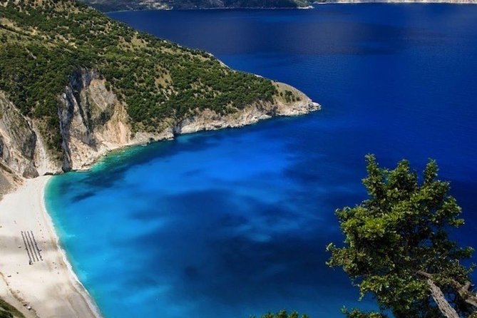 Kefalonia Island Bus Tour- Wine Tasting, Melissani & Fiscardo - Why this tour works for a first day in Kefalonia
