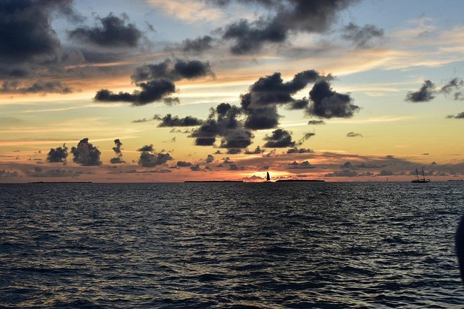 Key West Small-Group Sunset Sail with Wine and Hors d'oeuvres - Booking details worth keeping in mind